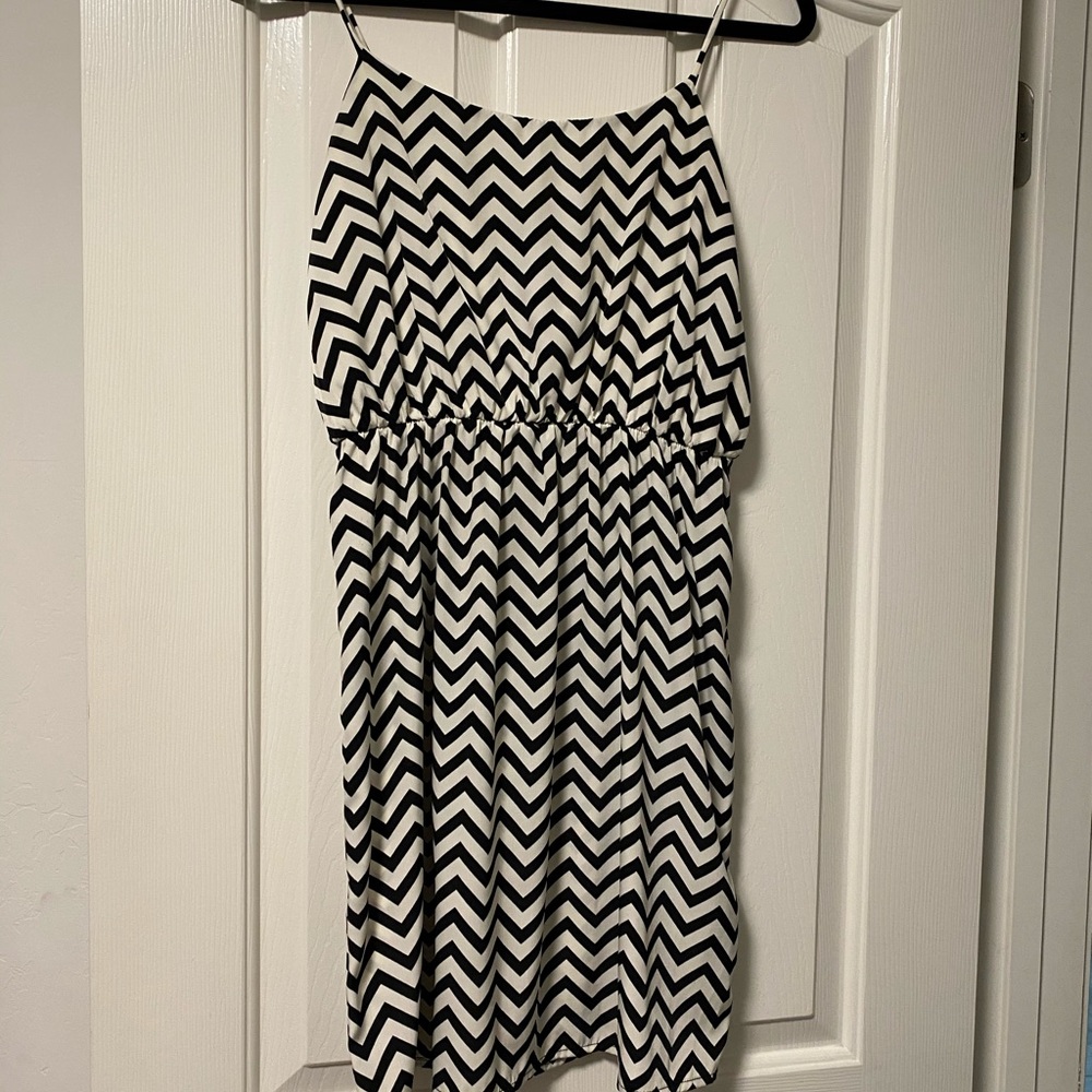 Black & white mini dress